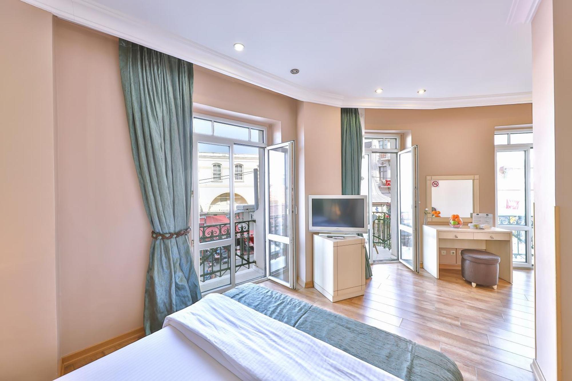 Buyukada Princess Hotel Πριγκηπονήσια Εξωτερικό φωτογραφία