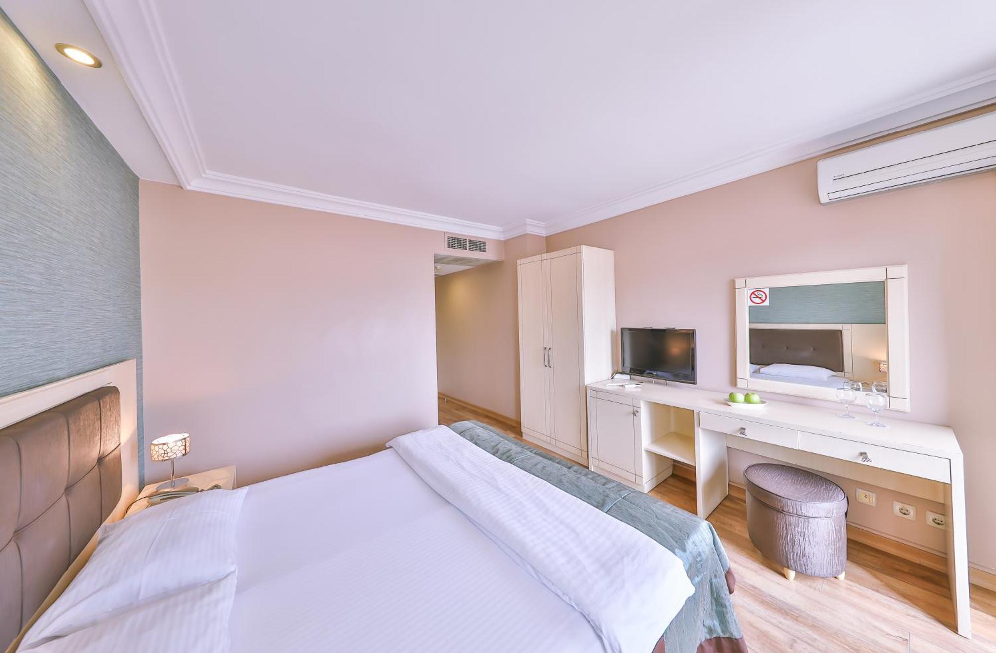 Buyukada Princess Hotel Πριγκηπονήσια Εξωτερικό φωτογραφία