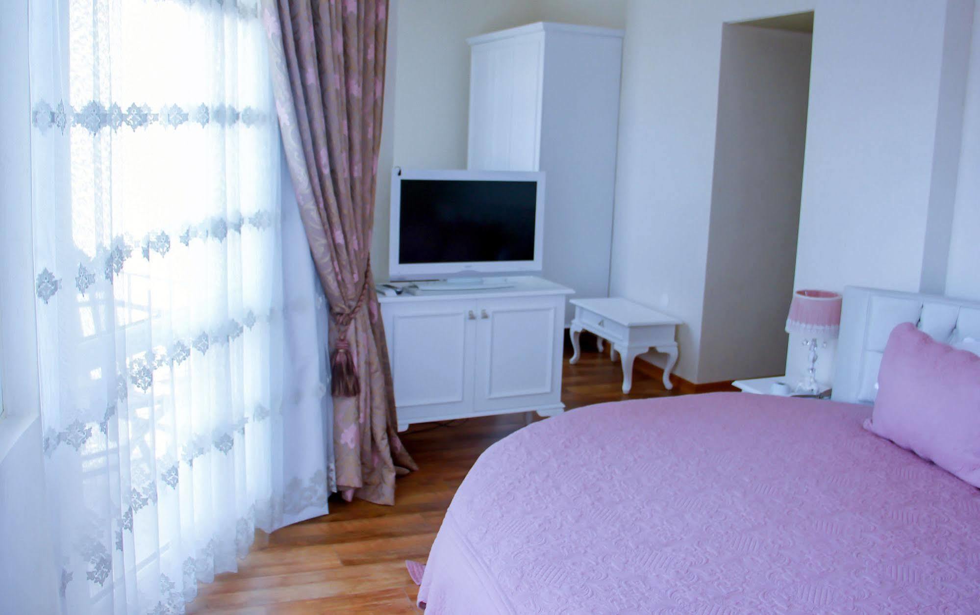 Buyukada Princess Hotel Πριγκηπονήσια Εξωτερικό φωτογραφία